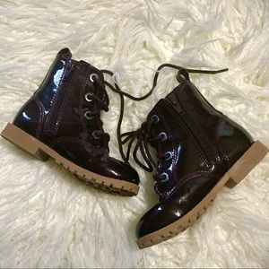 ❤️ Old Navy Little Girls Burgundy Maroon Lace Up Patent Leather Boots - Size 9